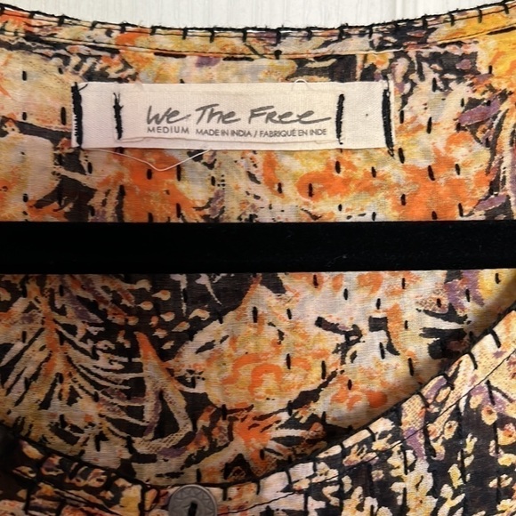 Free People Cool Meadow Printed Top in Midnight Combo Medium - Picture 10 of 13